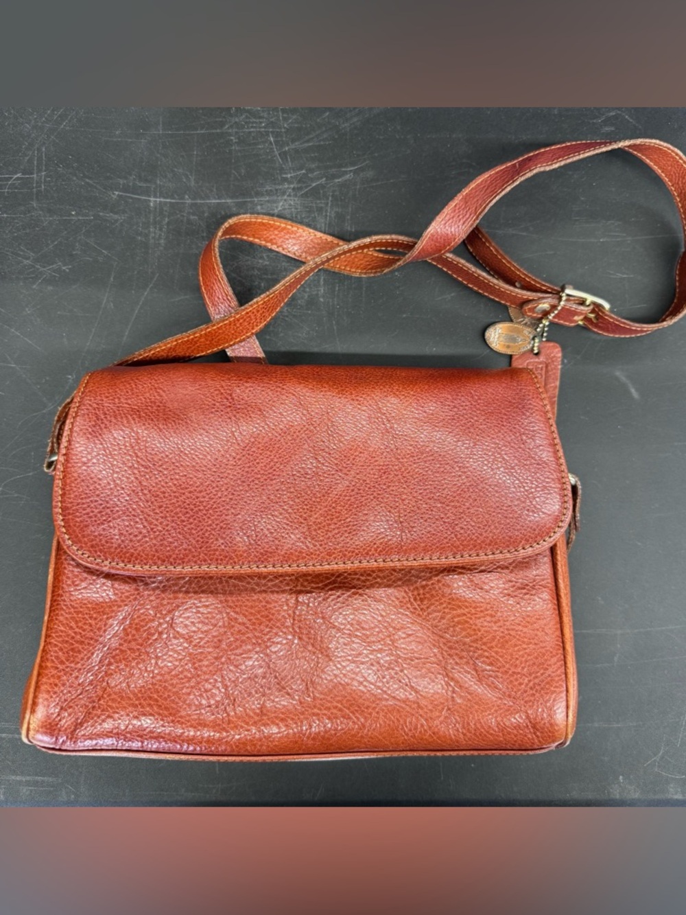 Lorenti Women's Leather Crossbody Bag in Warm Chestnut Brown